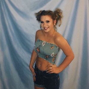 Meet your Posher, Summer kay